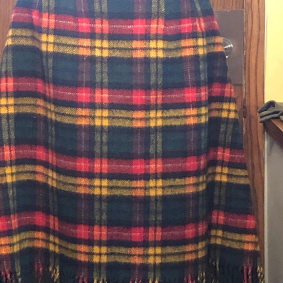 Vintage Wool Reversible Plaid/ Green Cape - Picture 5 of 7